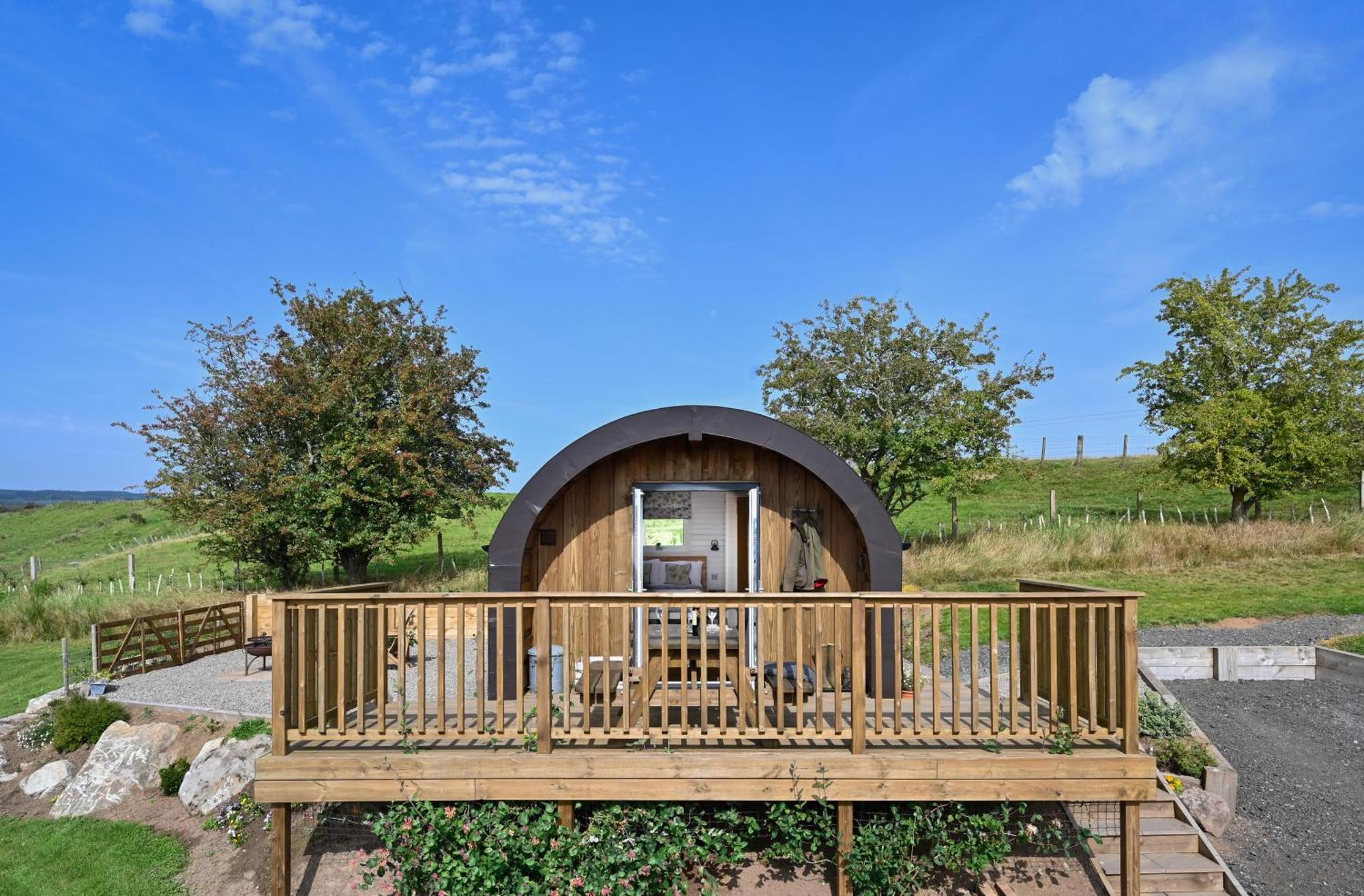 Ferienwohnung Luxury Glamping Pods - The Heft & The Hirsel Glasgow Exterior foto